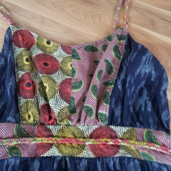 Dress - Picture 2 of 5